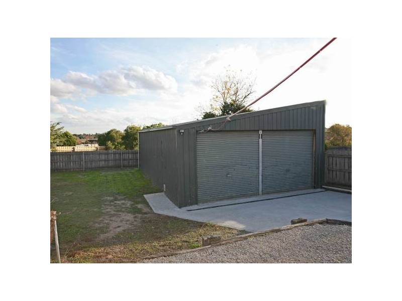 39 Garnet Close, Narre Warren VIC 3805