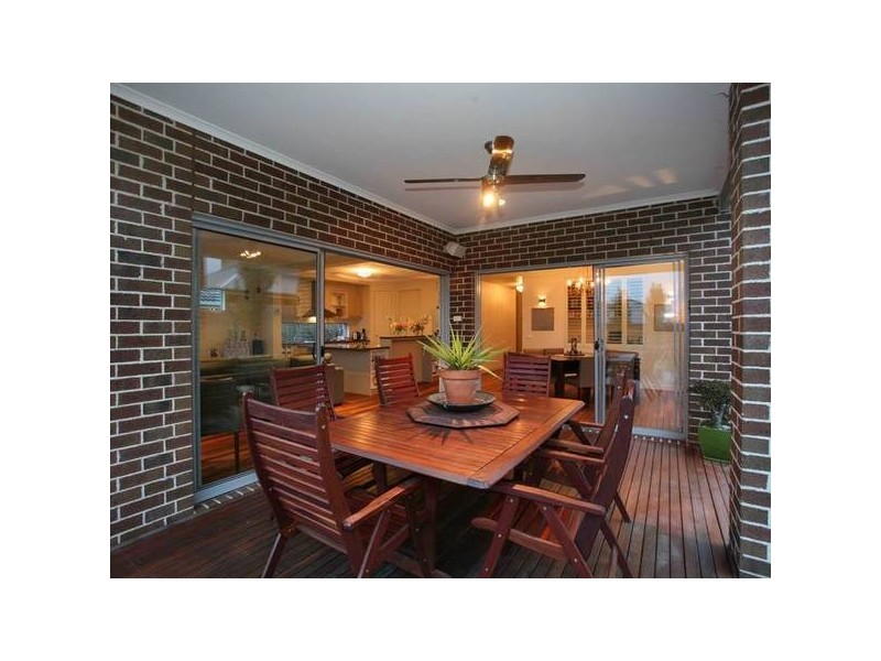 25 Canning Drive, Berwick VIC 3806