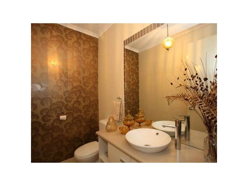 25 Canning Drive, Berwick VIC 3806