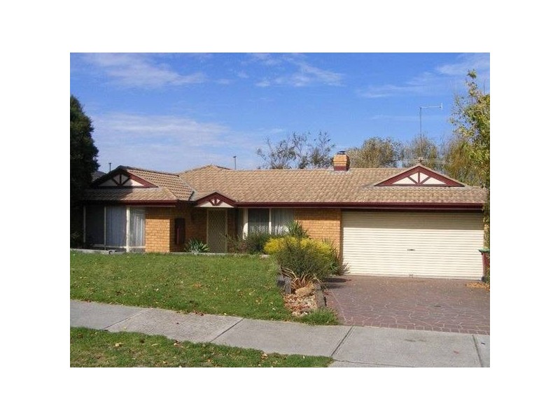 51 Pentland Drive, Narre Warren VIC 3805