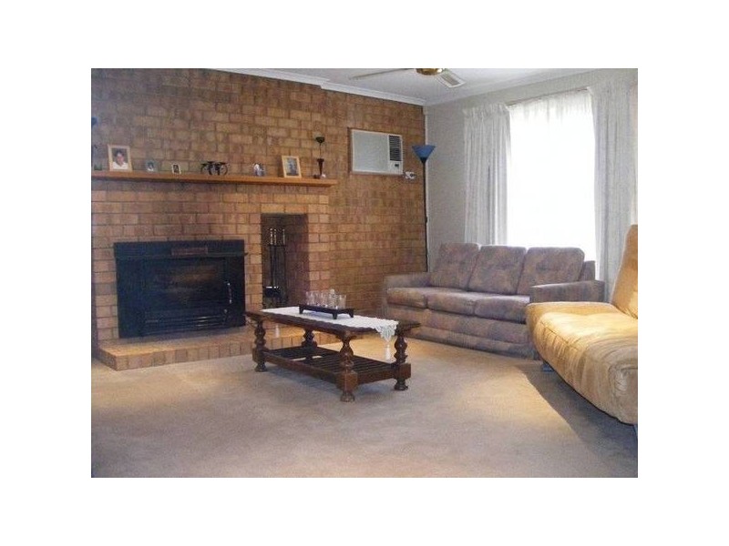 51 Pentland Drive, Narre Warren VIC 3805