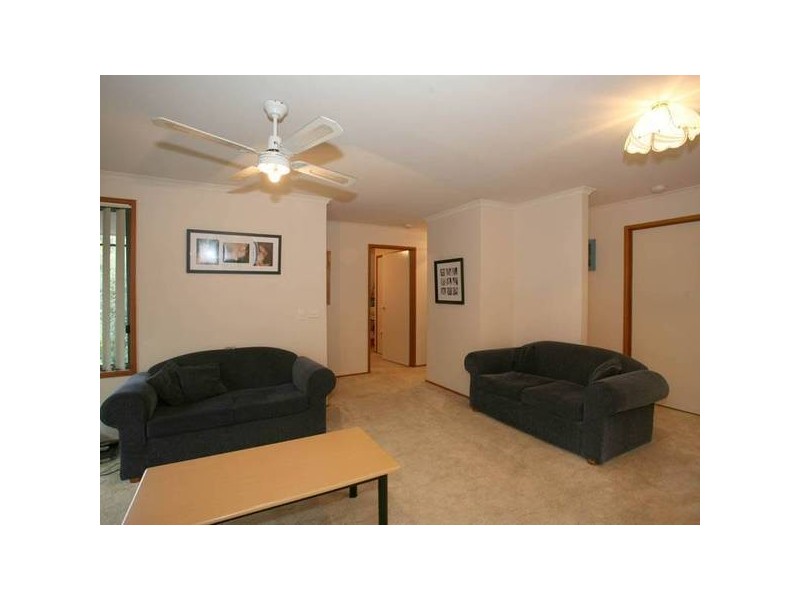 9 Euroa Avenue, Berwick VIC 3806