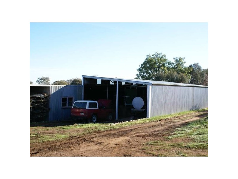 1476 Wangaratta-Beechworth Road, Everton Upper VIC 3678