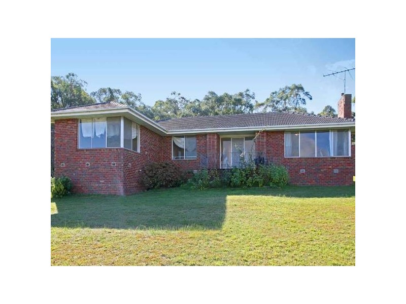 20 Sugarloaf Road, Beaconsfield Upper VIC 3808