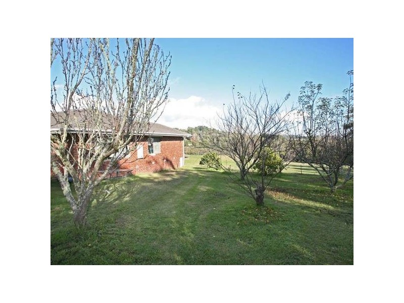 20 Sugarloaf Road, Beaconsfield Upper VIC 3808