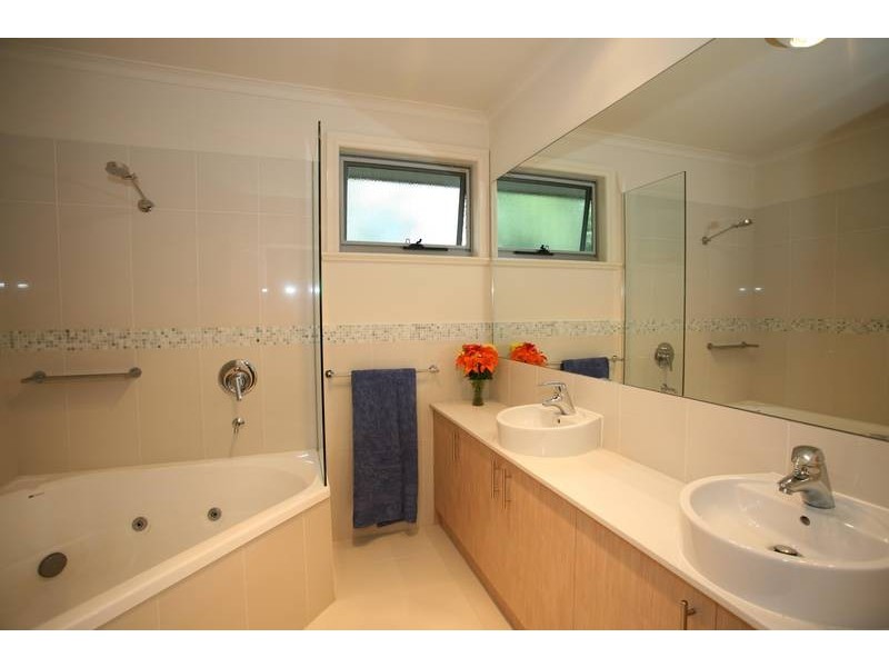 3/43 Peel Street, Berwick VIC 3806