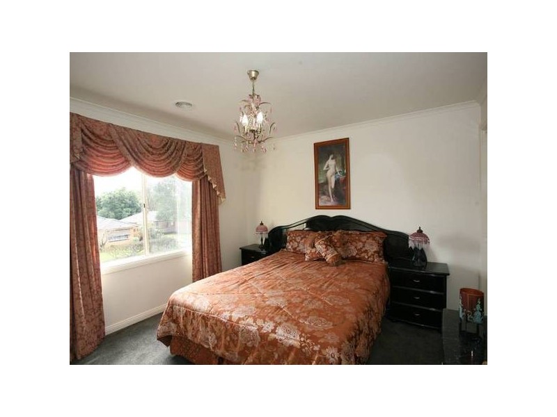 1/15 Evan Street, Berwick VIC 3806