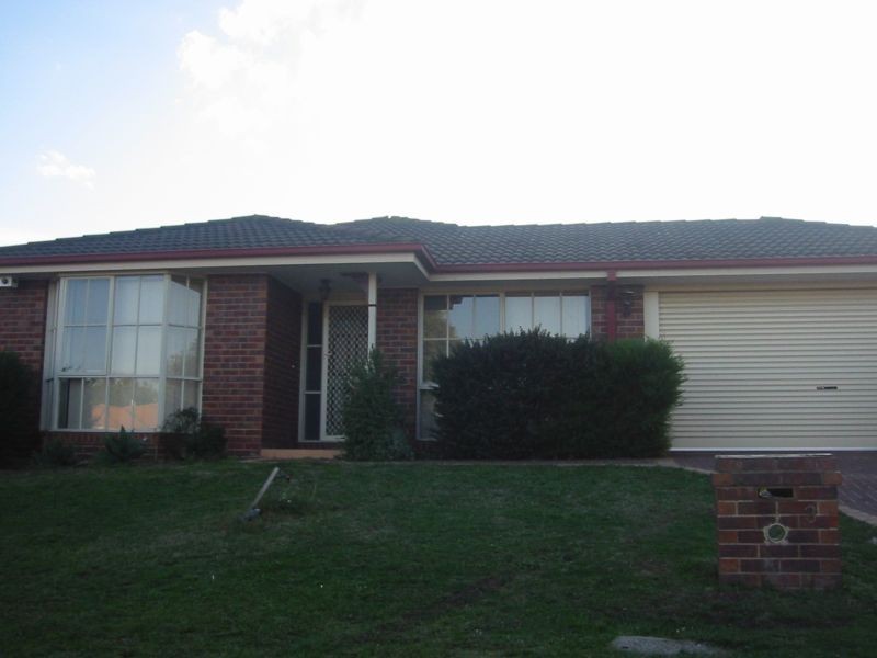3 Wilmott Close, Berwick VIC 3806
