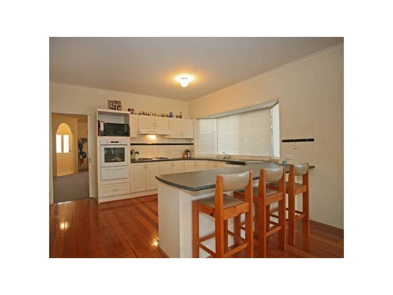 2 Gellibrand Court, Berwick VIC 3806