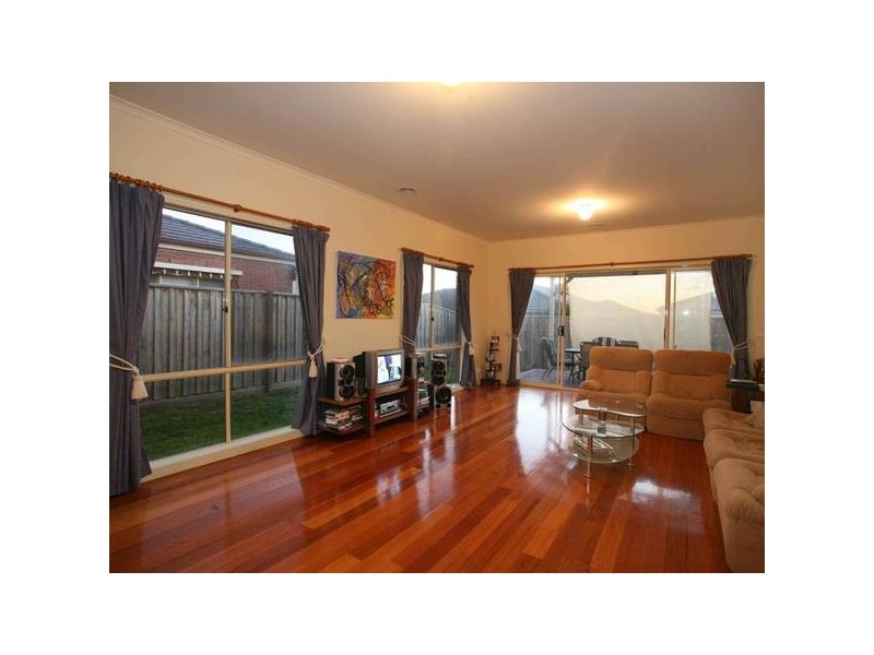 2 Gellibrand Court, Berwick VIC 3806