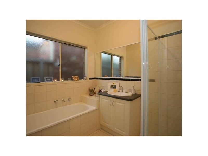 2 Gellibrand Court, Berwick VIC 3806