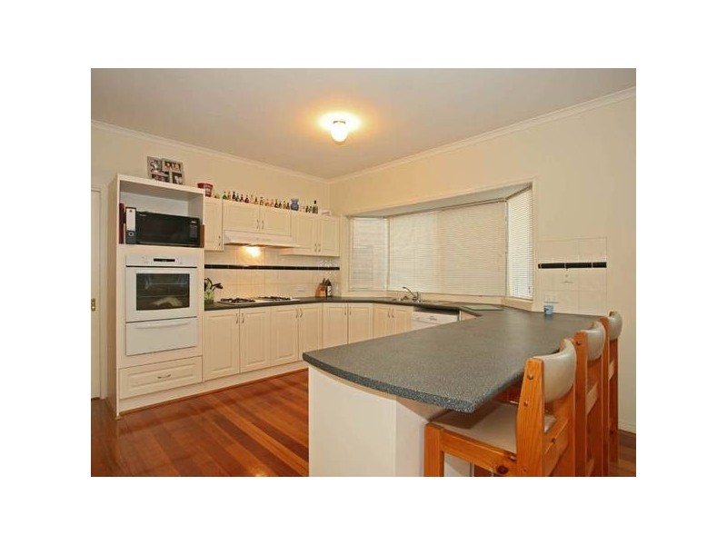 2 Gellibrand Court, Berwick VIC 3806