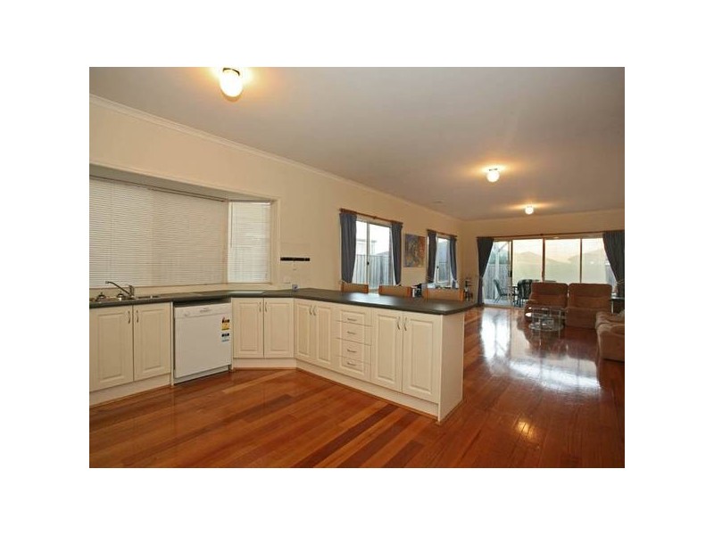 2 Gellibrand Court, Berwick VIC 3806