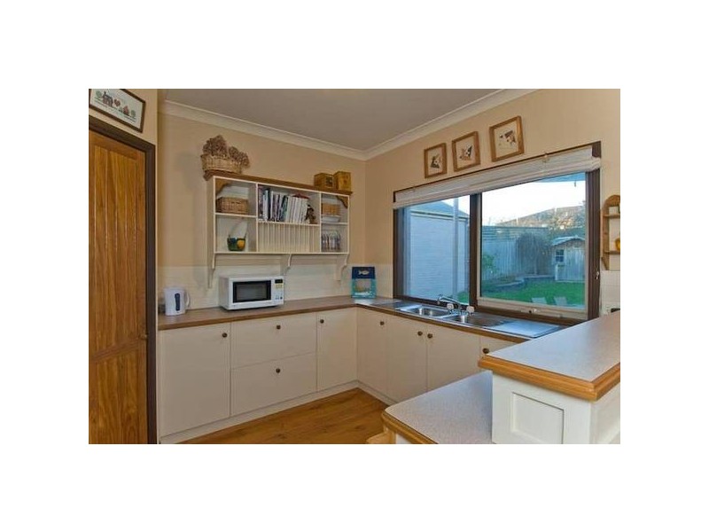 26 Allunga Parade, Berwick VIC 3806