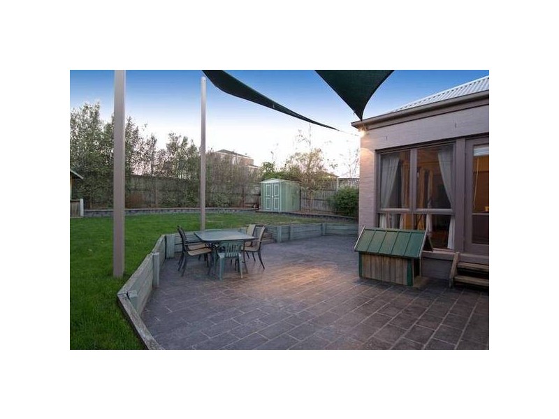 26 Allunga Parade, Berwick VIC 3806