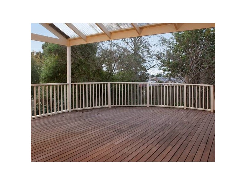 20 Lodge Crescent, Berwick VIC 3806