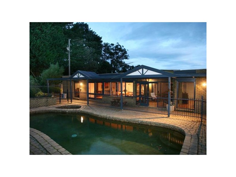 222 Split Rock Road, Beaconsfield Upper VIC 3808