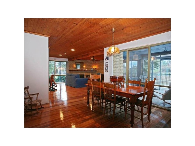 222 Split Rock Road, Beaconsfield Upper VIC 3808