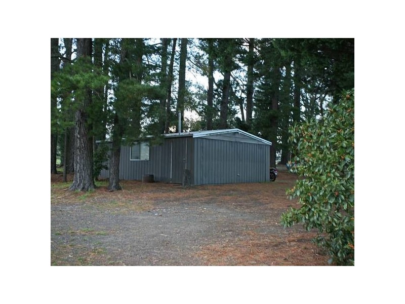 222 Split Rock Road, Beaconsfield Upper VIC 3808