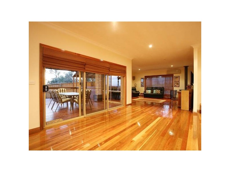 24 North Hidden Valley Circuit, Beaconsfield VIC 3807