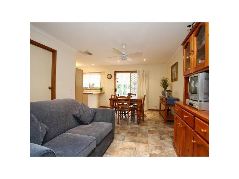 19 Chirnside Road, Berwick VIC 3806