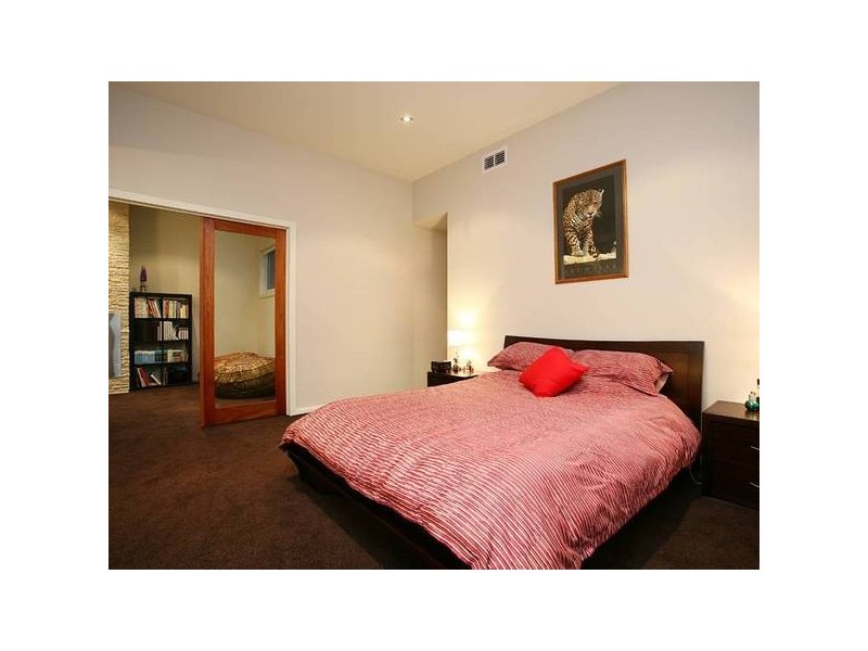 37 Sheldon Drive, Berwick VIC 3806