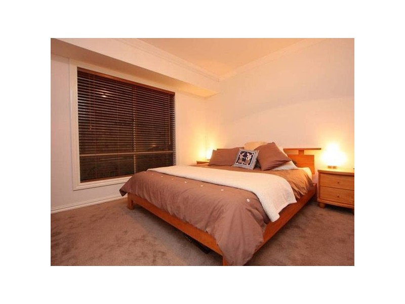 8 Paddington Terrace, Berwick VIC 3806