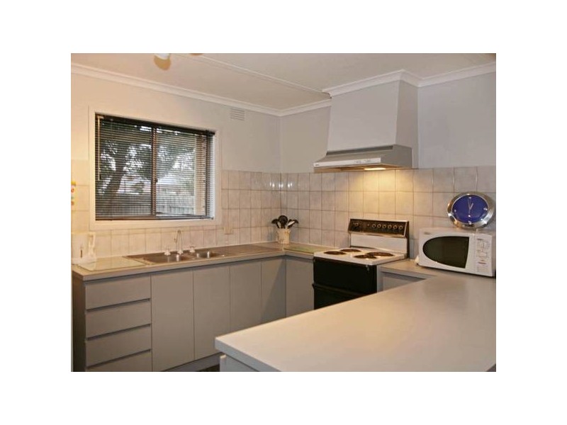 4/7 Manuka Road, Berwick VIC 3806