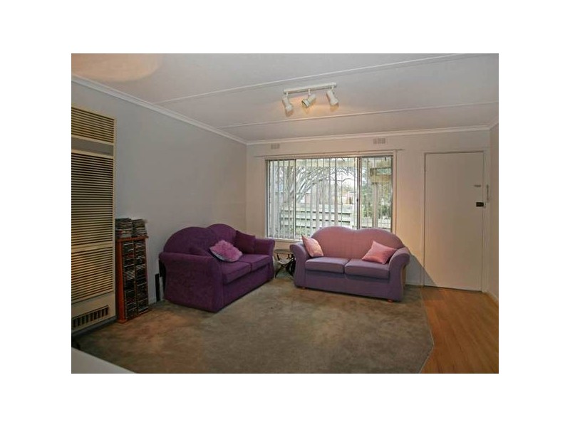 4/7 Manuka Road, Berwick VIC 3806