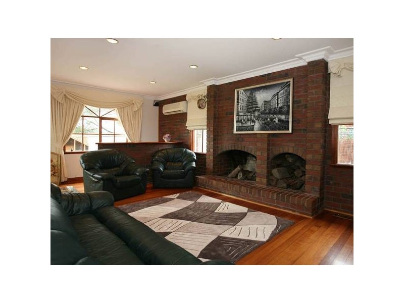 3 Mary Court, Berwick VIC 3806