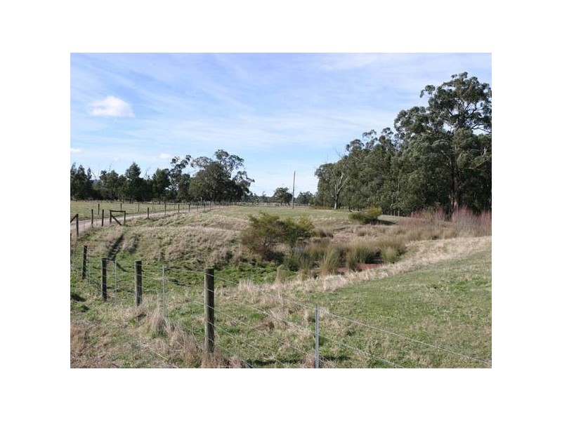 580 Ellis Road, Tonimbuk VIC 3815