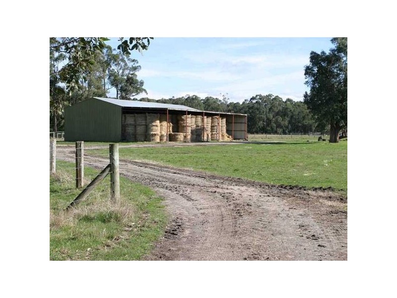 580 Ellis Road, Tonimbuk VIC 3815