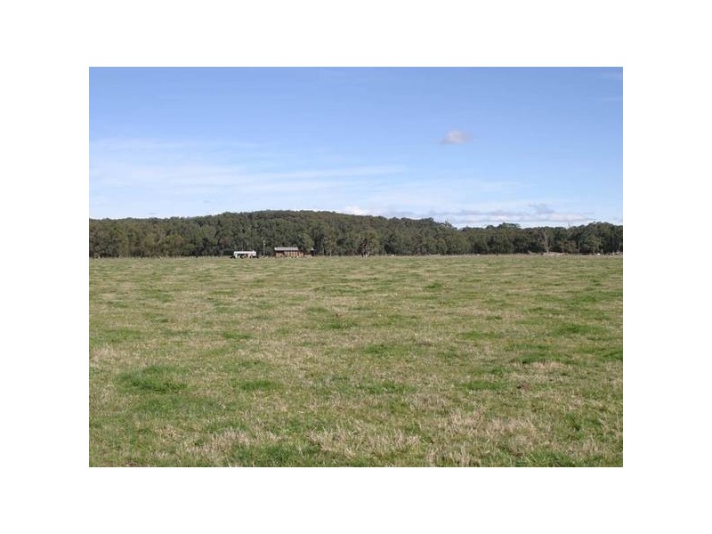 580 Ellis Road, Tonimbuk VIC 3815