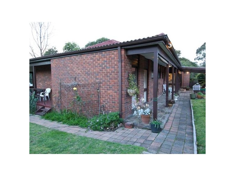 16 Shute Avenue, Berwick VIC 3806