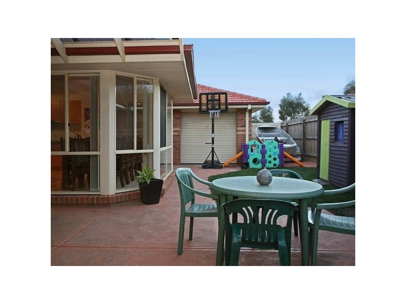 12 Duffy Court, Berwick VIC 3806