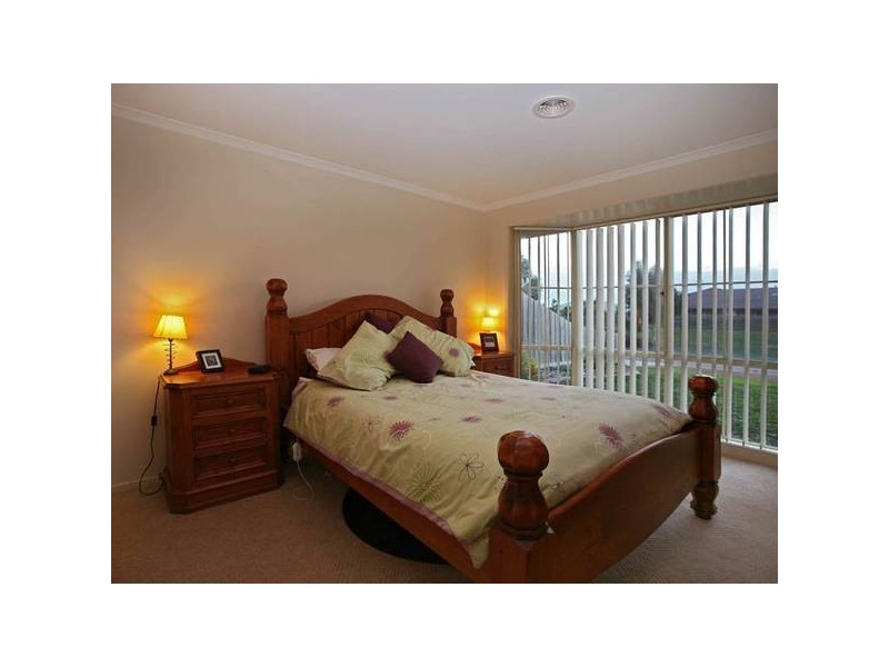 12 Duffy Court, Berwick VIC 3806