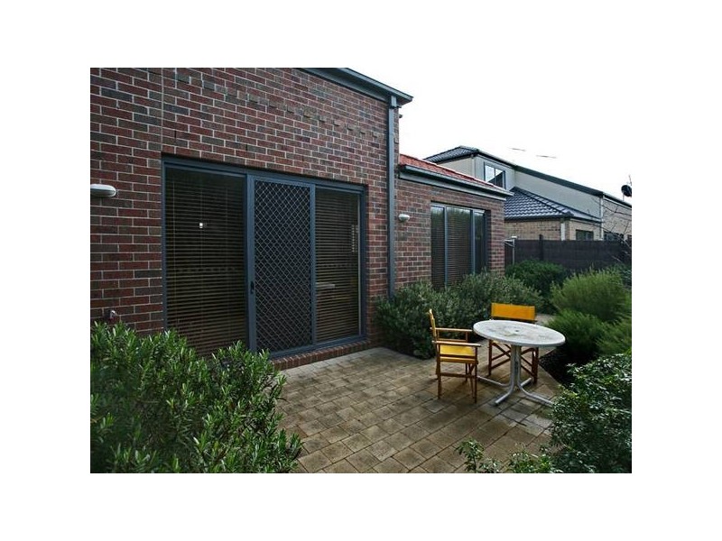 10/18-26 Marlesford Crescent, Berwick VIC 3806