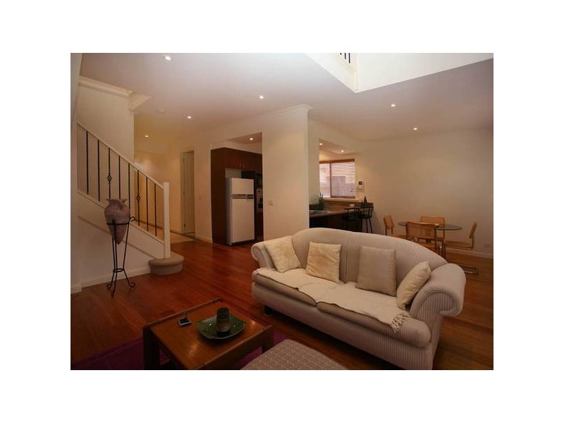 10/18-26 Marlesford Crescent, Berwick VIC 3806