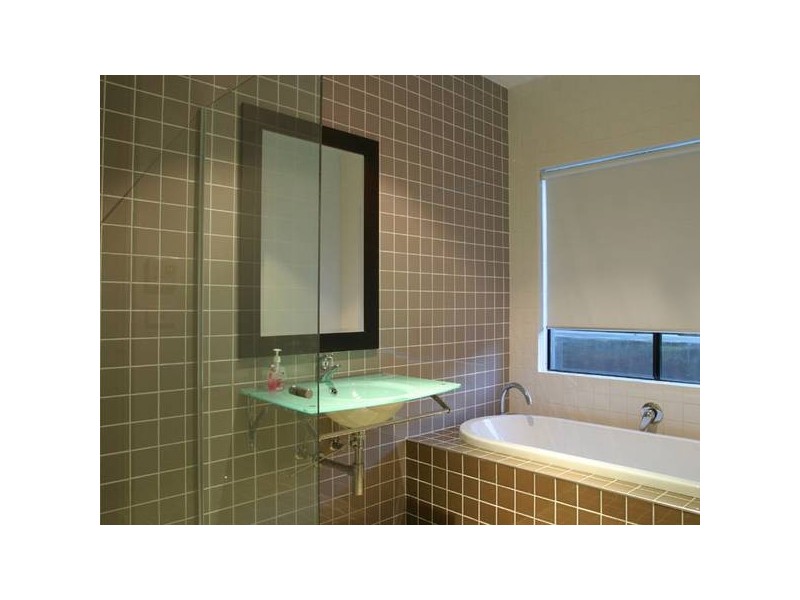 4 Hunt Club Road, Narre Warren South VIC 3805