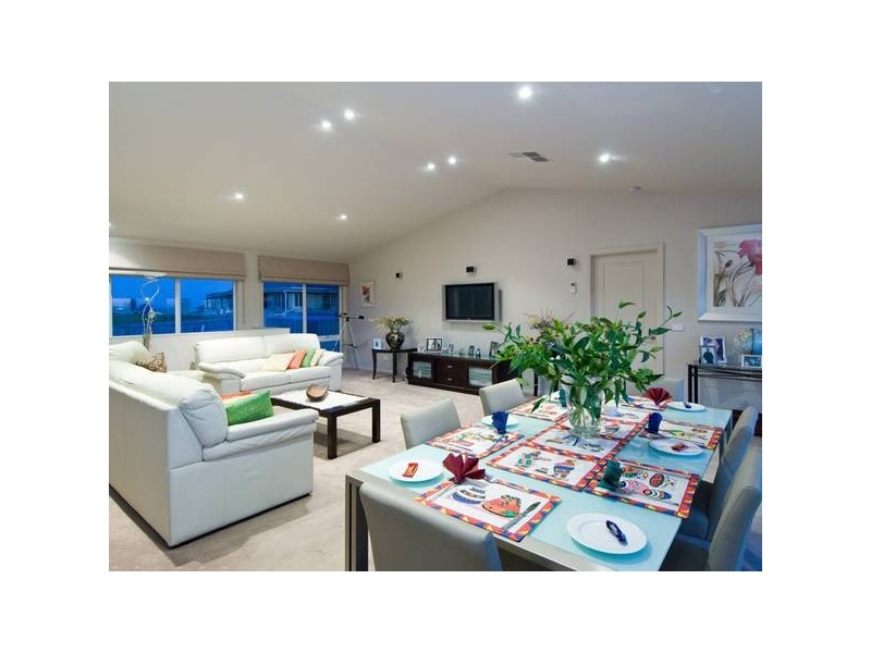 93 Marisa Crescent, Berwick VIC 3806