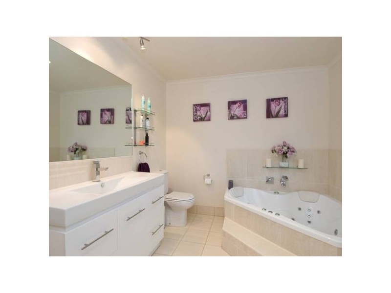 93 Marisa Crescent, Berwick VIC 3806