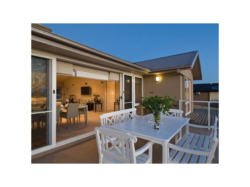 93 Marisa Crescent, Berwick VIC 3806