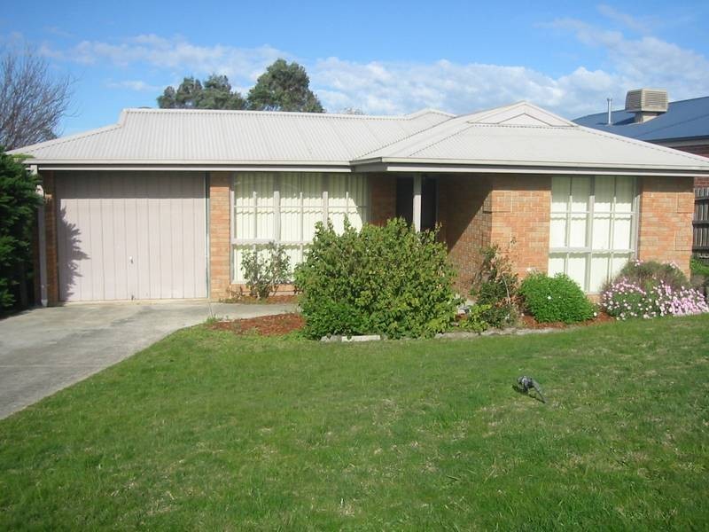 37 Homestead Road, Berwick VIC 3806