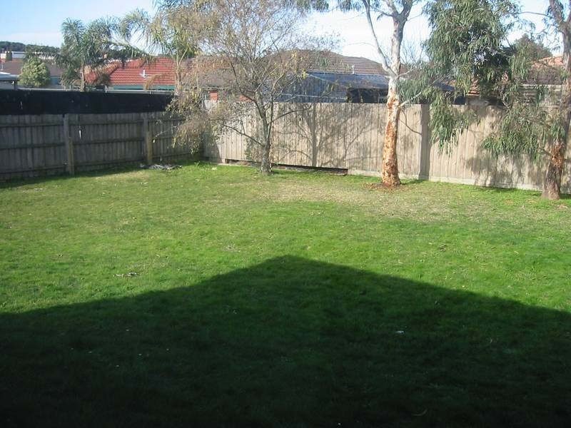 37 Homestead Road, Berwick VIC 3806