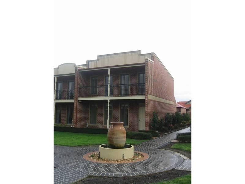 31/28-26 Marlesford Crescent, Berwick VIC 3806