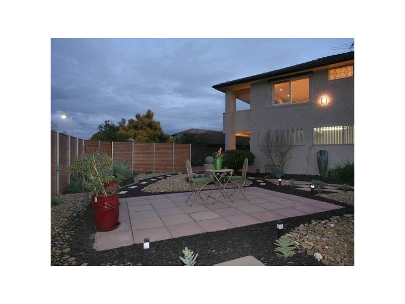 44 Outlook Drive, Berwick VIC 3806