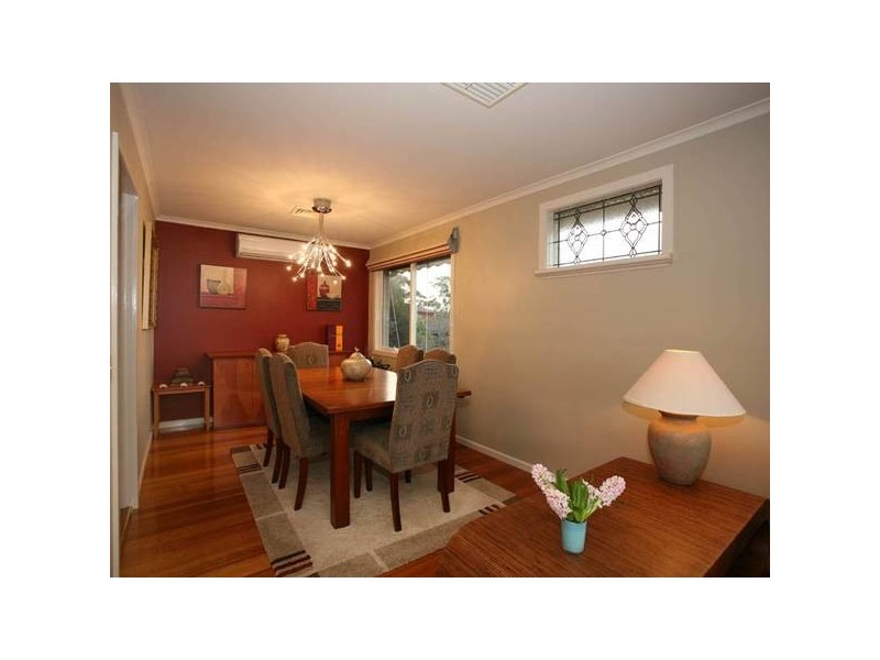 44 Outlook Drive, Berwick VIC 3806