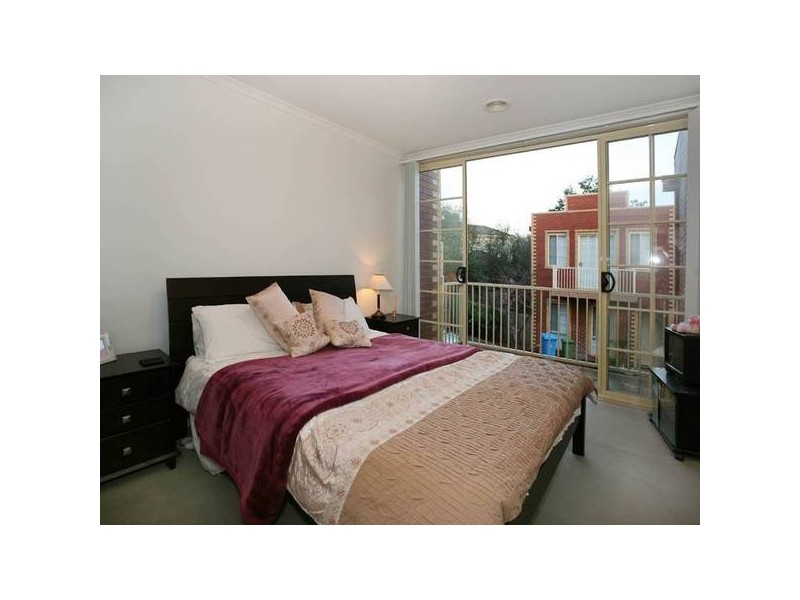 6/7-9 Reserve Street, Berwick VIC 3806