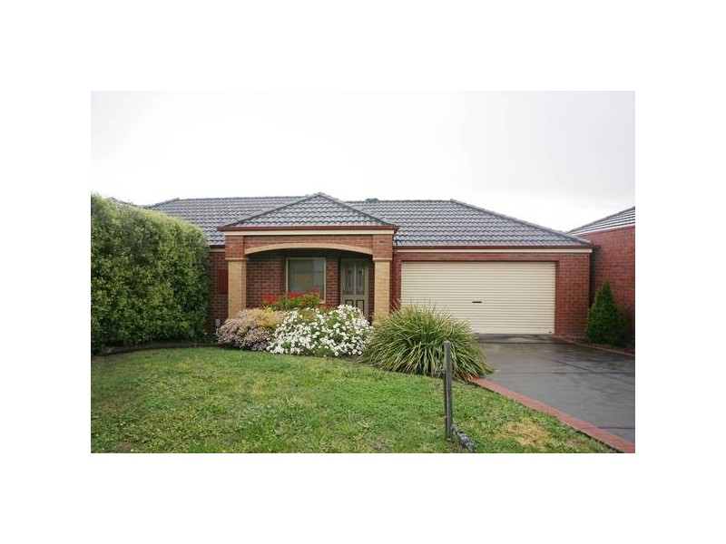 29 Wilona Way, Berwick VIC 3806