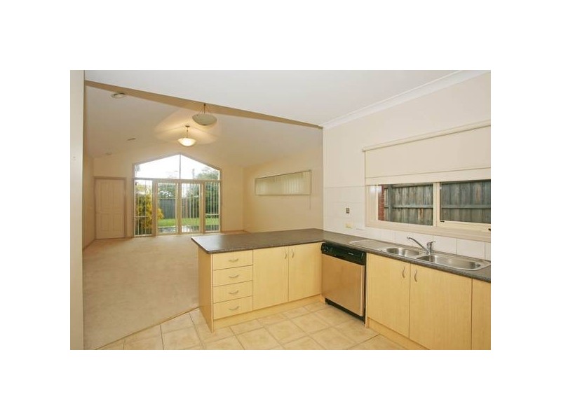 29 Wilona Way, Berwick VIC 3806
